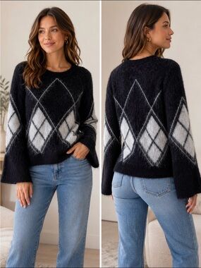 Magaschoni Black White Argyle Fuzzy Bell Sleeve Sweater Size Small